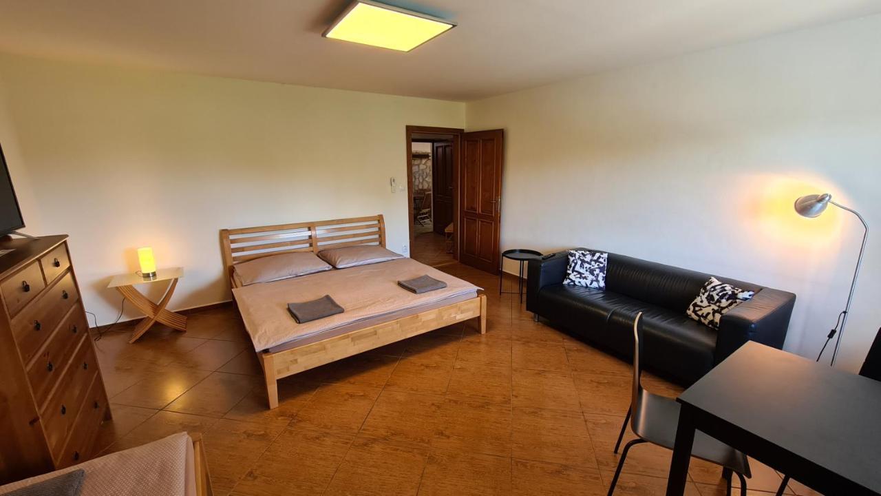 Apartmany Turold Mikulov Exterior foto